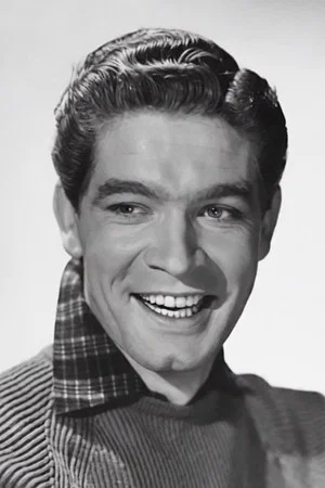 Photo of Stephen Boyd from the Latest Netflix gallery