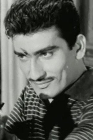 Photo of Erdoğan Tünaş from the Latest Netflix gallery