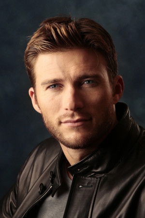 Scott Eastwood photo