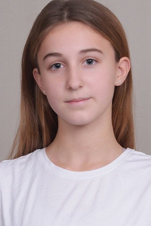 Photo of Scout Latshaw from the Latest Netflix gallery