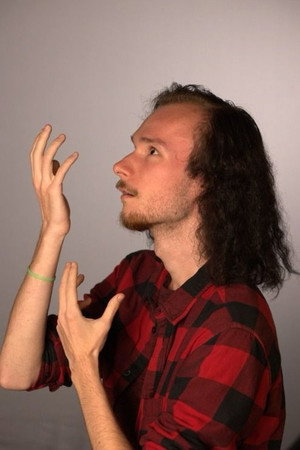 Photo of Nick Bruinewoud from the Latest Netflix gallery