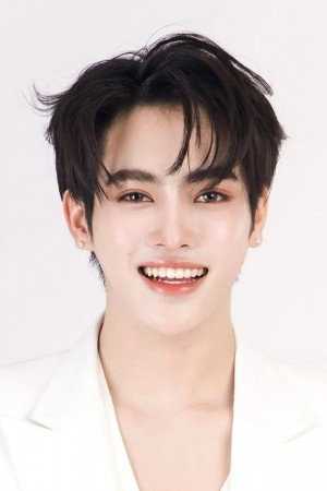 Pitchathee Klaymongkon photo