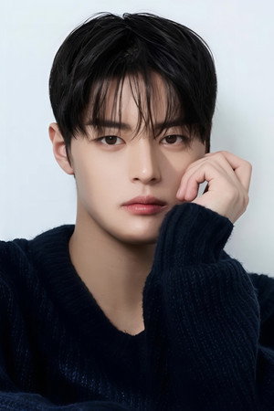 Photo of Park Soo-oh from the Latest Netflix gallery