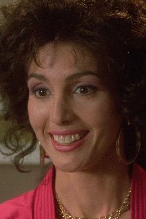 Photo of Elizabeth Kent from the Latest Netflix gallery