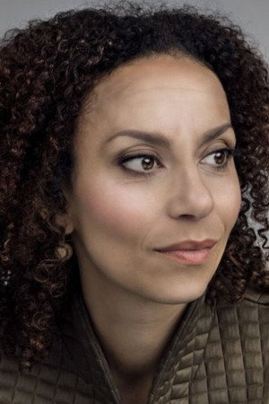 Photo of Laura Allen Müller from the Latest Netflix gallery