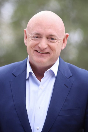 Photo of Mark Kelly from the Latest Netflix gallery