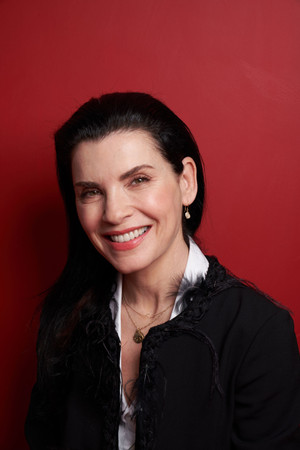Julianna Margulies photo