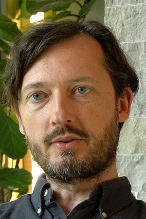 Dustin Guy Defa photo