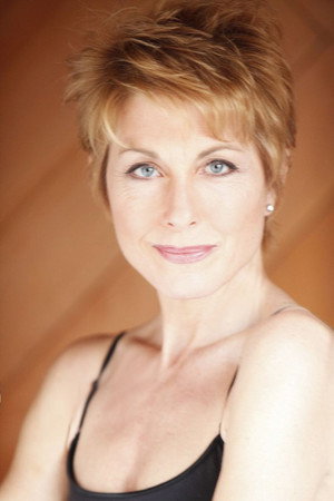 Angela Nicholas photo