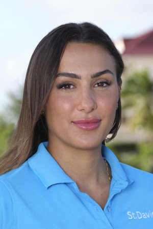 Solene Favreau photo