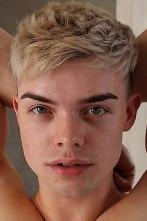 Photo of Connor Austin from the Latest Netflix gallery