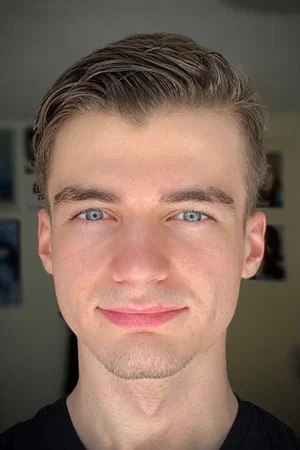Photo of Nathan Hardy from the Latest Netflix gallery