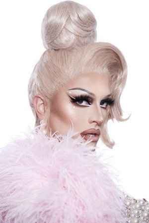 Photo of Adriana The Bombshell from the Latest Netflix gallery