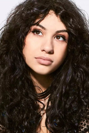 Alessia Cara photo