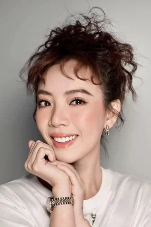 Photo of Thu Trang from the Latest Netflix gallery