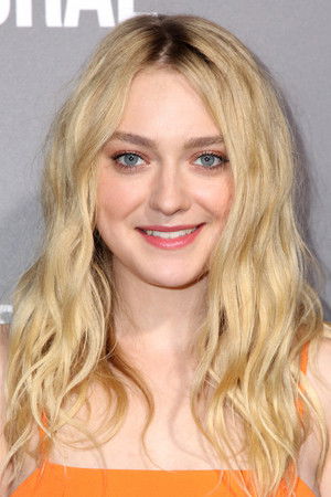 Dakota Fanning photo
