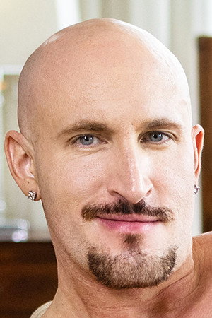 Photo of Travis Connor from the Latest Netflix gallery