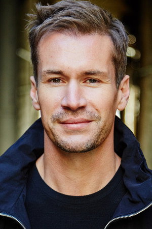 Photo of Matthew Walker from the Latest Netflix gallery