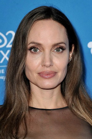 Angelina Jolie photo