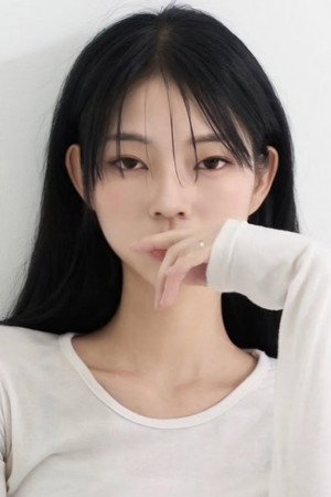 Photo of Sin Sang-im from the Latest Netflix gallery
