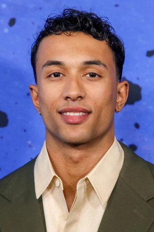 Photo of Sandro Rosta from the Latest Netflix gallery