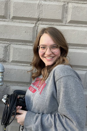 Photo of Ava Donahue from the Latest Netflix gallery
