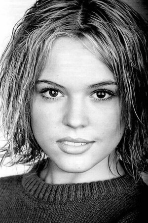 Agnes Bruckner photo