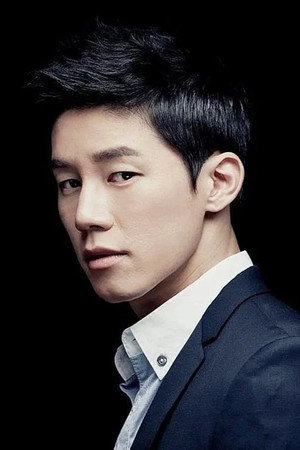 Kim Moo-yul photo