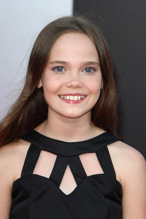 Photo of Oona Laurence from the Latest Netflix gallery