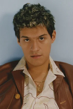 Photo of Omar Apollo from the Latest Netflix gallery