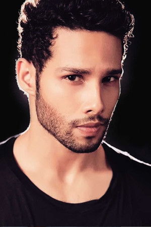 Siddhant Chaturvedi photo
