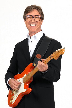 Photo of Hank Marvin from the Latest Netflix gallery