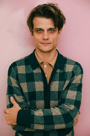 Photo of Emerson Niemchick from the Latest Netflix gallery