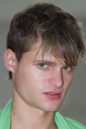 Photo of Andrew Shut from the Latest Netflix gallery