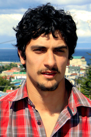 Photo of Antonio Altamirano from the Latest Netflix gallery