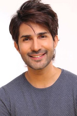 Adeel Chaudhry photo