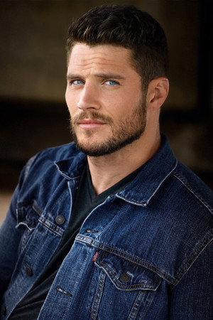 Photo of Will Poston from the Latest Netflix gallery