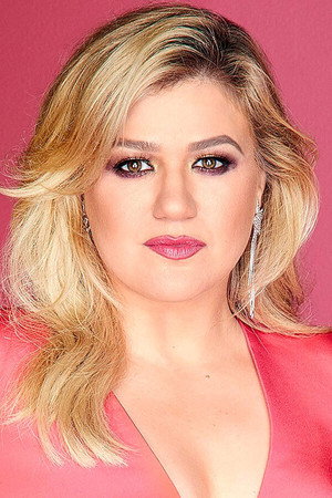 Kelly Clarkson photo