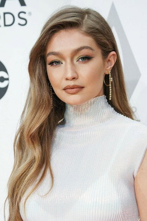 Gigi Hadid photo
