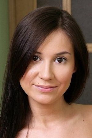 Photo of Lara from the Latest Netflix gallery