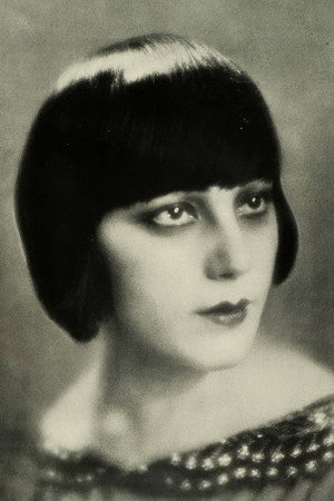 Photo of Raquel Meller from the Latest Netflix gallery