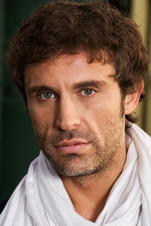 Photo of Pedro Pablo Isla from the Latest Netflix gallery