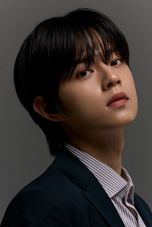 Photo of Choi Min-ho from the Latest Netflix gallery