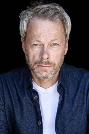 Photo of Lawrence Sheldon from the Latest Netflix gallery