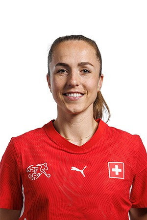 Photo of Lia Wälti from the Latest Netflix gallery