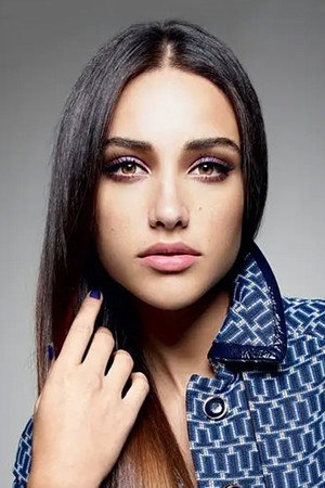 Débora Nascimento photo