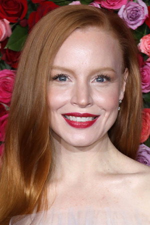 Lauren Ambrose photo