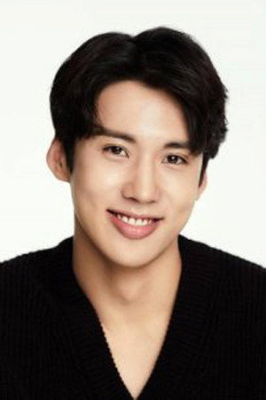 Photo of Lee Chan-woo from the Latest Netflix gallery