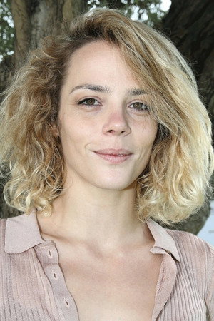 Photo of Marina Esteve from the Latest Netflix gallery