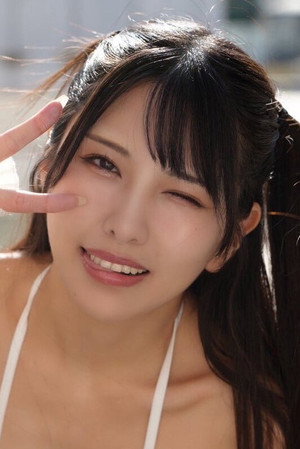 Photo of Shiori Kuraki from the Latest Netflix gallery